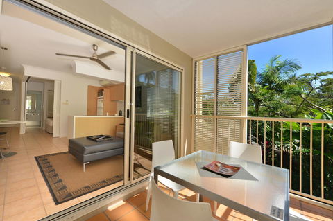 Port Douglas Apartments - Adults Only Oasis - Accommodation Perth 5