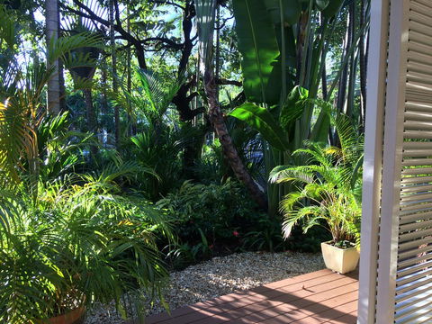 Port Douglas Apartments - Adults Only Oasis - Accommodation Perth 2