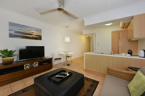 Port Douglas Apartments - Adults Only Oasis - Accommodation Perth 23