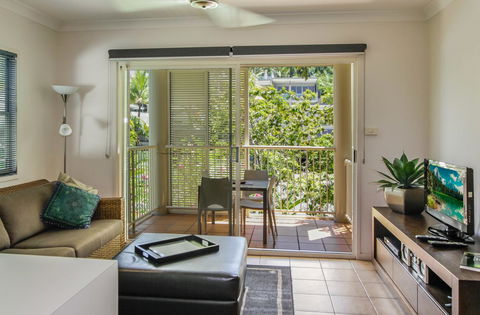 Port Douglas Apartments - Adults Only Oasis - Accommodation Perth 33