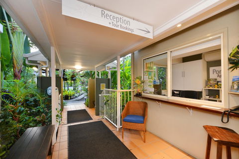 Port Douglas Apartments - Adults Only Oasis - Accommodation Perth 16