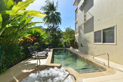 Port Douglas Apartments - Adults Only Oasis - Accommodation Perth 22
