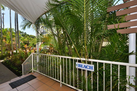 Port Douglas Apartments - Adults Only Oasis - Accommodation Perth 26