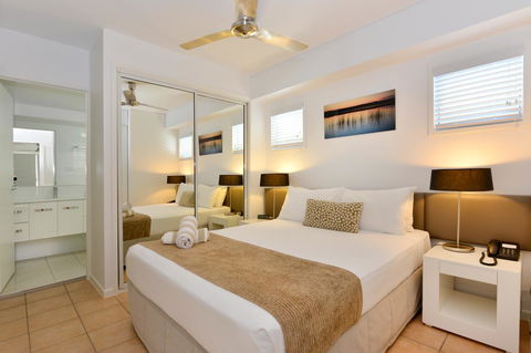 Port Douglas Apartments - Adults Only Oasis - Accommodation Perth 29