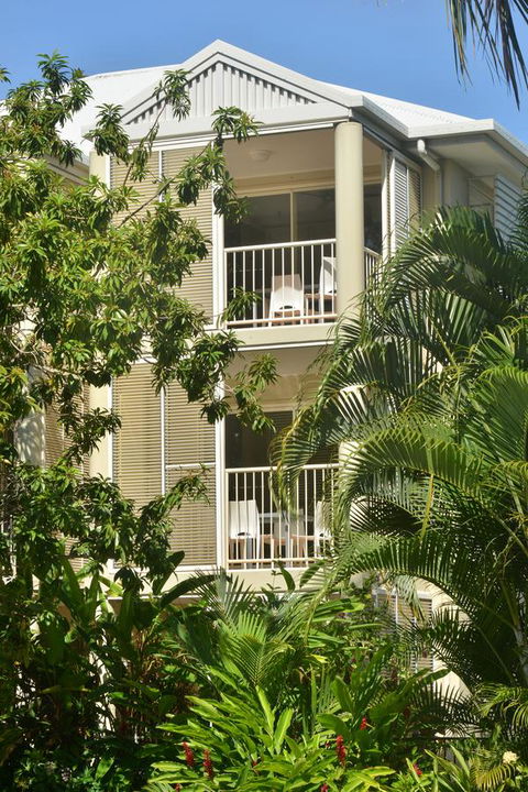 Port Douglas Apartments - Adults Only Oasis - Accommodation Perth 25