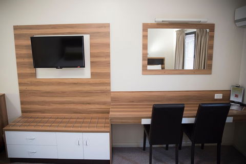 Charleville Motel - Accommodation Perth 10