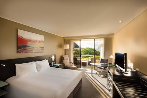 Hilton Cairns - Accommodation Perth 9