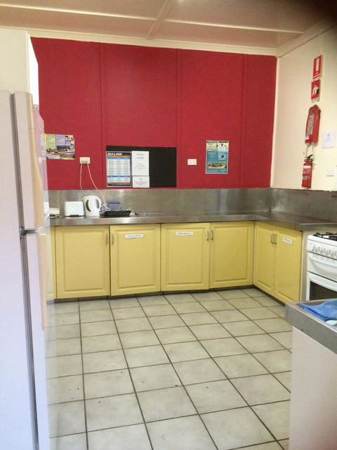 Arcadia Beach Guest House And Car Hire - Accommodation Perth 5