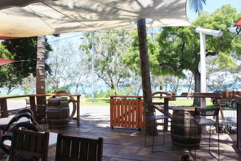 Arcadia Beach Guest House And Car Hire - Accommodation Perth 2