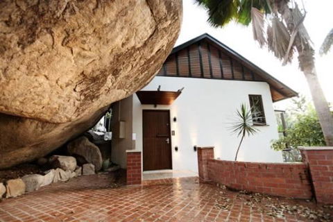 Nahmahlu - Accommodation Perth 2