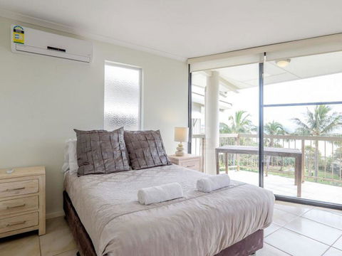 Mooloomba Five - Accommodation Perth 8