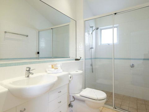 Beachies 3 - Perth Resorts 5
