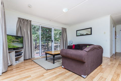 The Islander - Accommodation Perth 4
