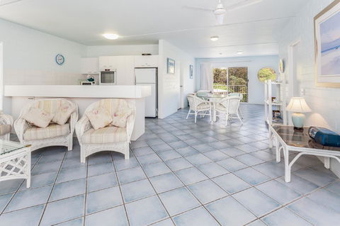 The Islander - Accommodation Perth 6