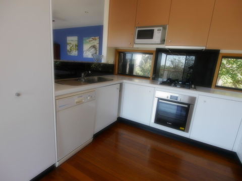 Shell Seeker - Accommodation Perth 7