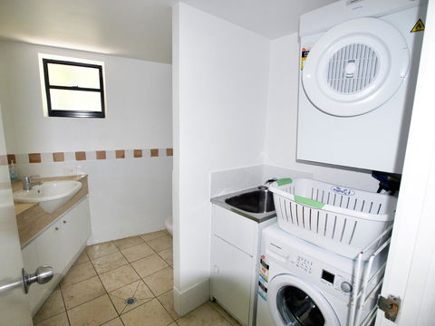 Cylinder Cove 8 - Accommodation Perth 10
