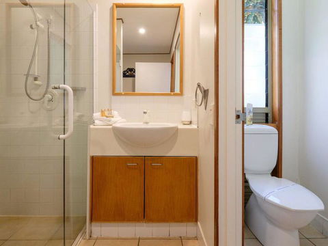 Claytons 9 - Accommodation Perth 13