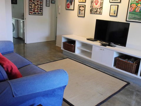 A AAA C-SHACK - Accommodation Perth 12