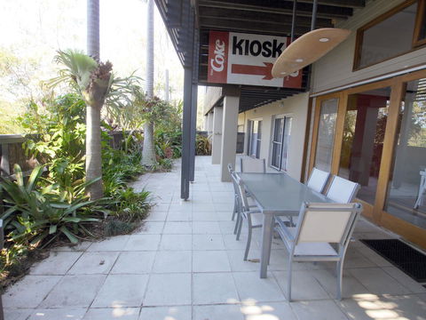 A AAA C-SHACK - Accommodation Perth 2
