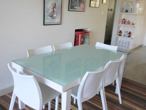 A AAA C-SHACK - Accommodation Perth 7