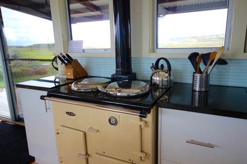 Turnstone Beach House - Perth Resorts 6