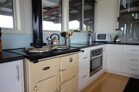 Turnstone Beach House - Perth Resorts 14