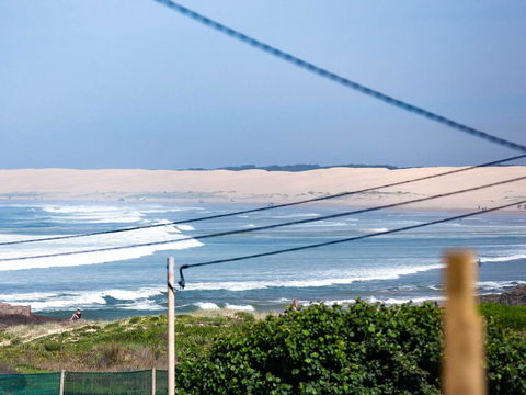 'Walk On Birubi', 1/40 Ocean Ave - Pet Friendly, WIFI, Boat Parking & Water Views - Accommodation Perth 0