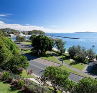 1 'Kiah' 53 Victoria Parade - stunning views wifi aircon just across the road to the water - Accommodation Perth