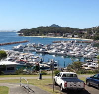 1 'Laman Lodge' 15 Laman Street - stunning air conditioned unit with water views and WIFI - Accommodation Perth