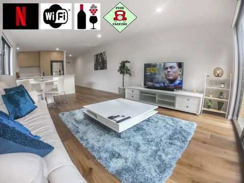 1 Bdrm Close Airport/Shops, WIFI, NETFLIX, PARKING - Accommodation Perth 0