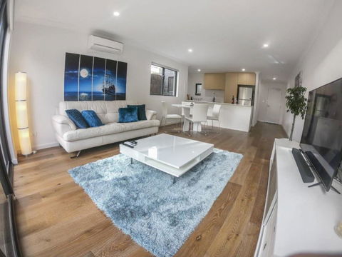 1 Bdrm Close Airport/Shops, WIFI, NETFLIX, PARKING - Accommodation Perth 3