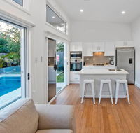 1 Bedroom Sydney Beach Studio - Perth Resorts