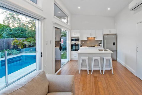 1 Bedroom Sydney Beach Studio - Perth Resorts 0