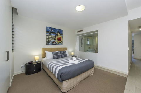 1 Bright Point Apartment 3104 - Accommodation Perth 0