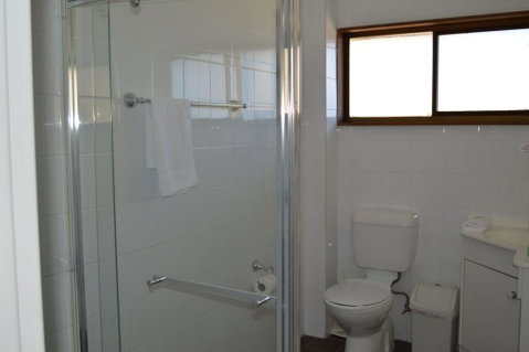1 Lakeview Plaza - Accommodation Perth 2