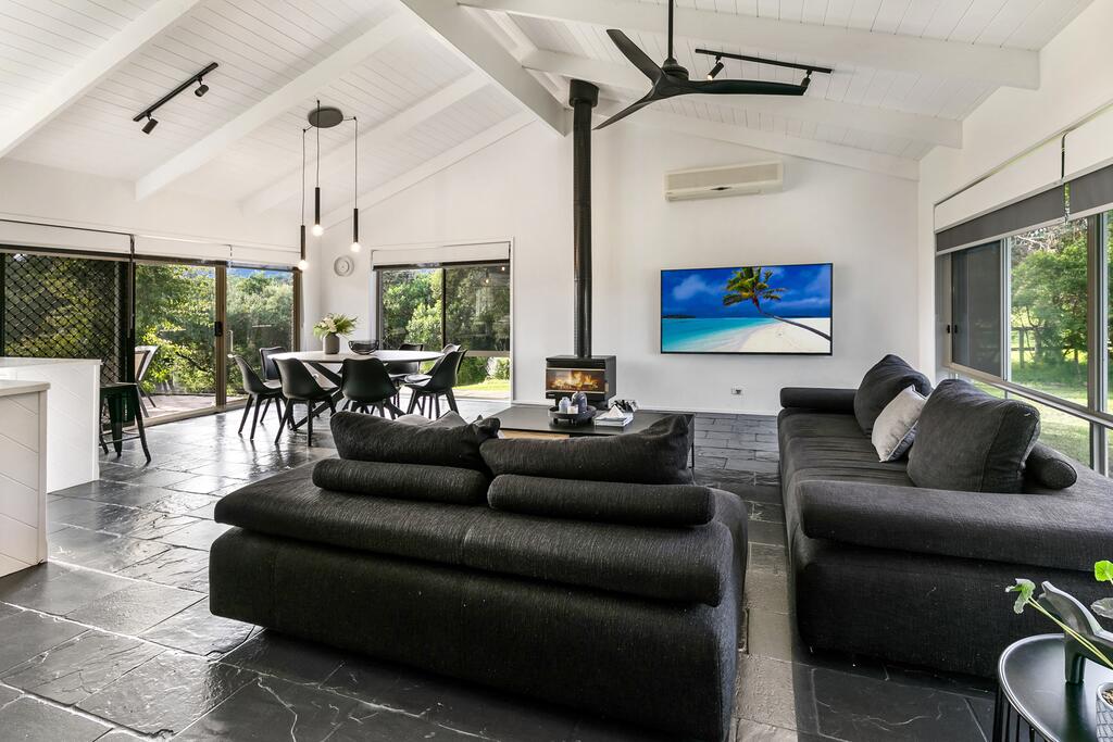 St Andrews Beach VIC Accommodation Perth