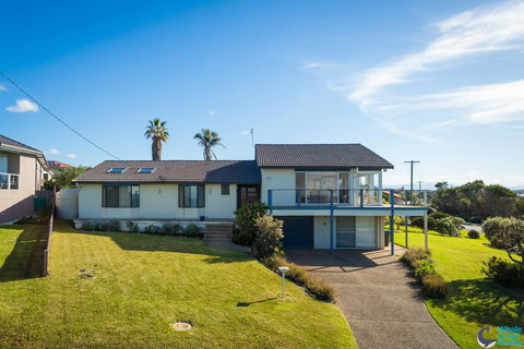 106 Ocean Parade Dalmeny - Accommodation Perth 0