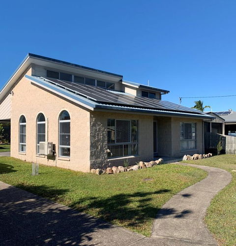 11 Anchovy Street - Tin Can Bay Summer Haven Coastal Retreat - Accommodation Perth 3