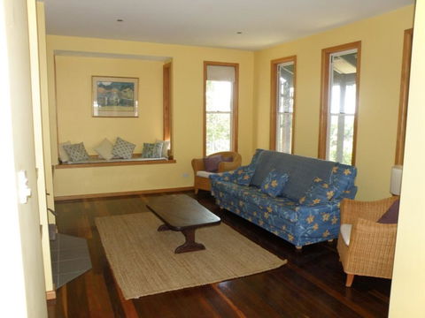 11 Bambara Street - Accommodation Perth 2
