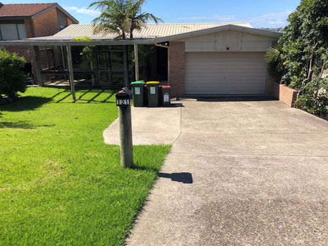 121 Montague Avenue, Kianga - Accommodation Perth 0
