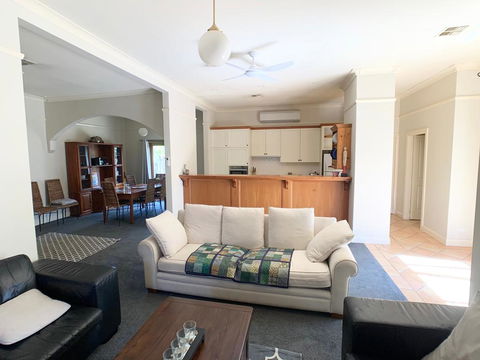 123 Hill St, Heart Of Orange, Double Brick - Accommodation Perth 2