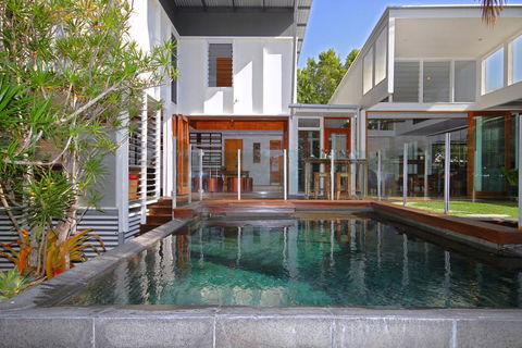 13 Ann Street, Coolum Beach, Pet Friendly, Linen Included - Accommodation Perth 0