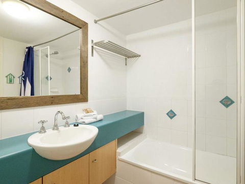 13 Pt Lookout Beach Resort - Accommodation Perth 1
