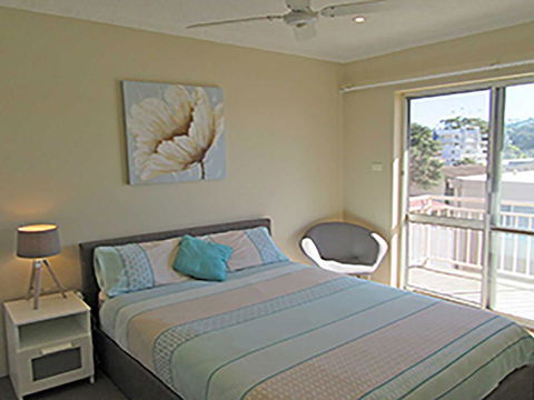 15 'Kanangra', 39 Soldiers Point Road - Fantastic Unit Right On The Water - Accommodation Perth 1