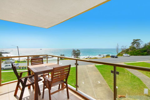 15 Beachpark Apartments - Accommodation Perth 2