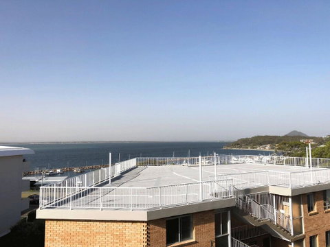 15 Dolphin Cove, 2 - 6 Government Rd - Stunning Penthouse With Views, Lift & Ducted Air Conditioning - Accommodation Perth 0