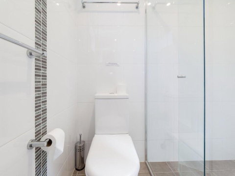 16 'Carindale' 19-23 Dowling St - Ground Floor, Foxtel, Pool And Tennis Court - Accommodation Perth 2