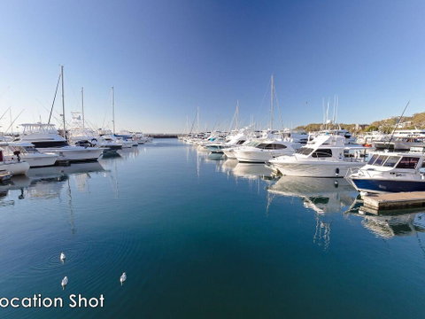 19 'The Commodore' 9-11 Donald Street - Two Bedroom Unit In The CBD Of Nelson Bay - Accommodation Perth 0