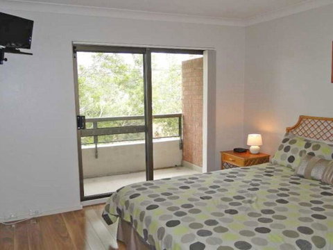 19 'The Commodore' 9-11 Donald Street - Two Bedroom Unit In The CBD Of Nelson Bay - Accommodation Perth 2