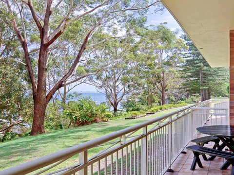 2 'Fiddlers Green' 62 Magnus Street - Ground Floor Unit Walking Distance To Nelson Bay - Accommodation Perth 0